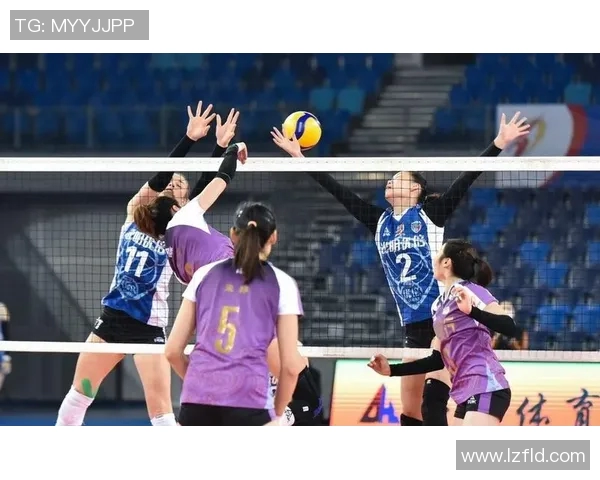 北美足球明星女排的崛起与挑战：她们如何在体育界书写新篇章